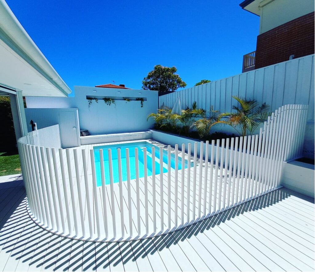 pool fencing rules
